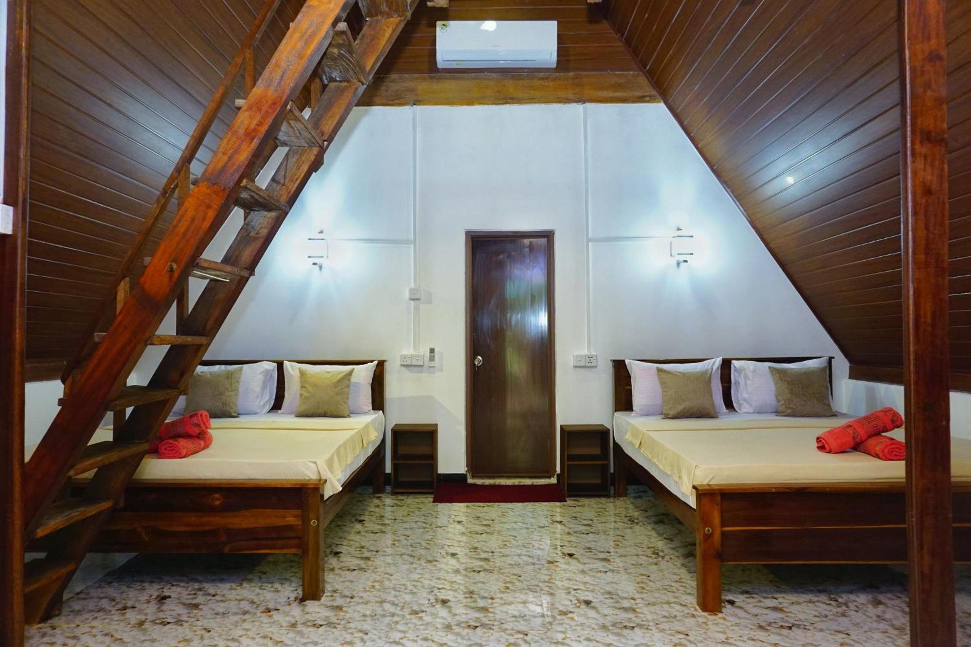 Sky Villa Сигирия Экстерьер фото